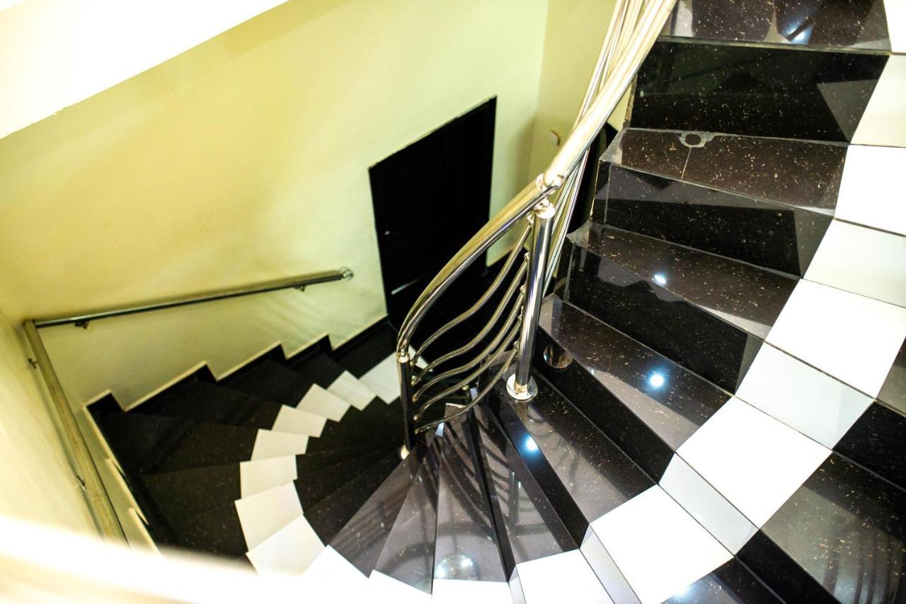 Prince'S - Villa Akure Extérieur photo