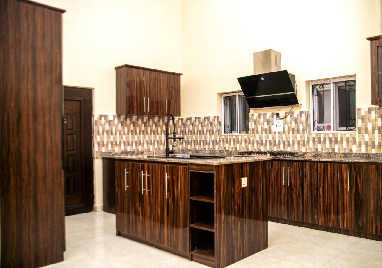 Prince'S - Villa Akure Extérieur photo